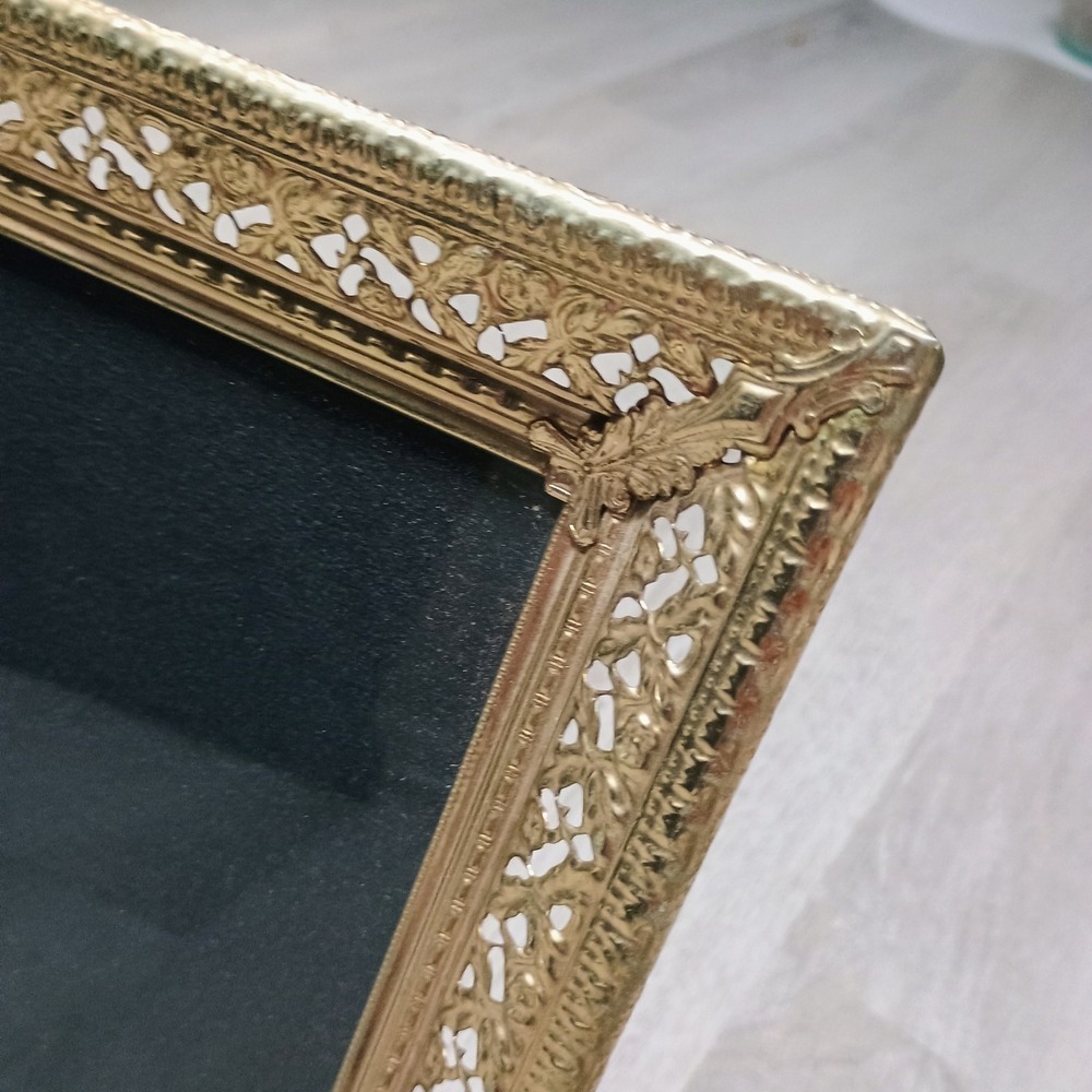 Vtg Gold Ornate Metal Picture Frame Filigree 8"x10" Classic Elegant - Picture 5 of 6